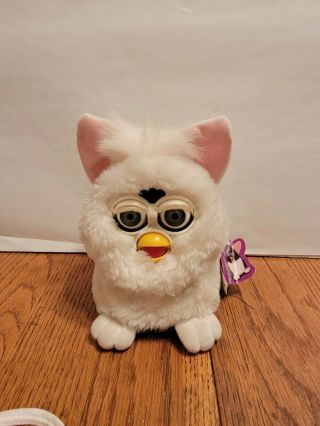Vintage Furby Snowball White 70 - 800 Tiger Electronics 1998 With Tags