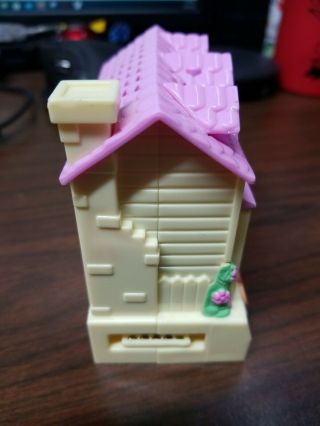 Mattel 2005 Pixel Chix Yellow Pink House Interactive Toy Electronic LCD 3