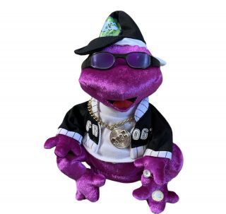 Frogz Rapping Hip Hop Rabbit Rippit Purple Frog Gemmy 50 Cent In Da Club 2005