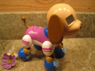 Zoomer Zuppy Pink Electronic Interactive Dog Zuppies Spin Master 2014 Toys Robot