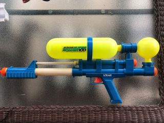 Larami Soaker 100 Water Gun 1990 9933 - 0