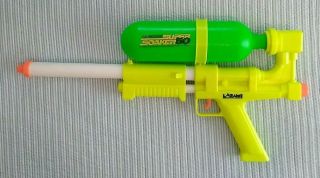 Vintage 1989 Soaker 50 Larami Air Pressure Water Gun Toy &