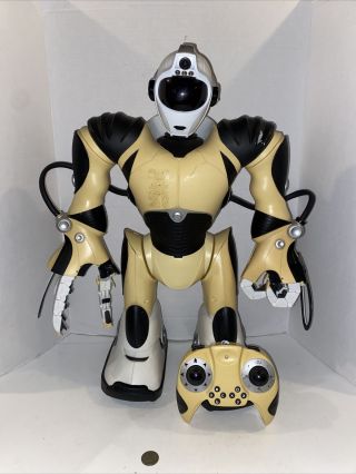 Big 22 " Tall Robot,  2005 Wowwee Robosapien V2 Parts