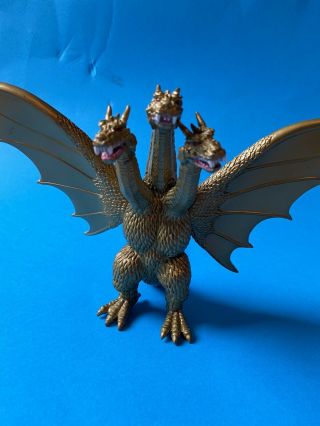 Godzilla King Ghidorah 6.  5 " Action Figure 2005 Toho Bandai Gold Vinyl Kaiju