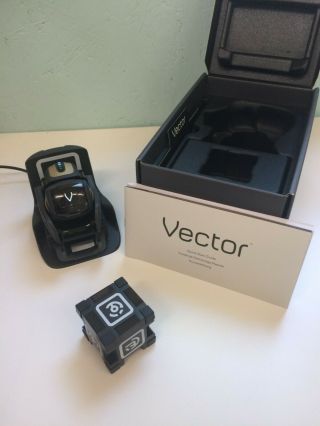 Anki Vector Robot With Complete Base Kit (cube,  Charger,  Guide,  Etc. )