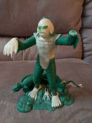 1963 Aurora Monster Models Creature From The Black Lagoon Glow In The Dark