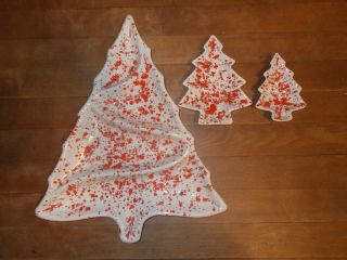 Vtg Mid Century 3 Christmas Tree Shaped White/red Splatter Dishes