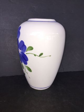 Vintage White Porcelain Vase Blue Flower Design Taiwan 7” Tall 2