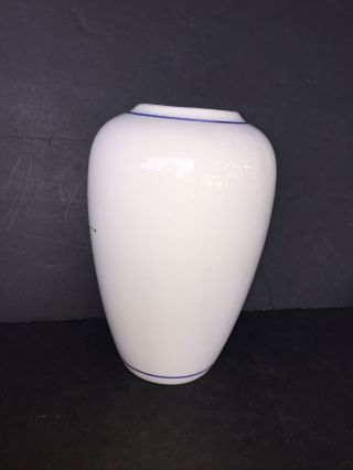 Vintage White Porcelain Vase Blue Flower Design Taiwan 7” Tall 3