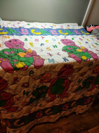 Vintage 1993 Lyons Group Barney Baby Bop Abc Quilted Blanket Toddler Bed Spread.