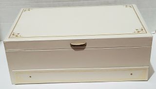 Vintage Mele Jewelry Box 3 Tier Auto Open / 4.  5 " T × 12.  5 " W × 8.  25 " D Ivory