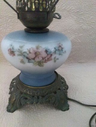 Vintage Retro ACCURATE CASTING Blue White Peony Daisy Floral Hurricane Lamp Base 2