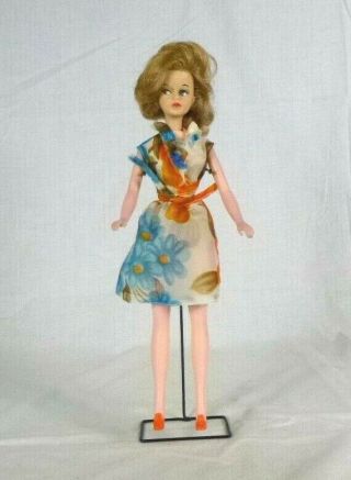 Vtg American Character Tressy Doll In Undies And Mego Floral Wrap Dress