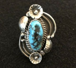 Vintage Silver And Turquoise Ring Size 8 1/4”.  12 Grams
