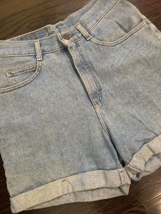 Vintage 1980’s Lee Denim Riders Blue Jean High Rise Light Wash Mom Shorts 8 Med 2