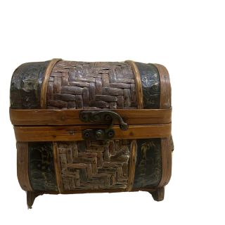 Stunning Unusual Antique Wicker /cane Wood Treasure Chest Box Decor