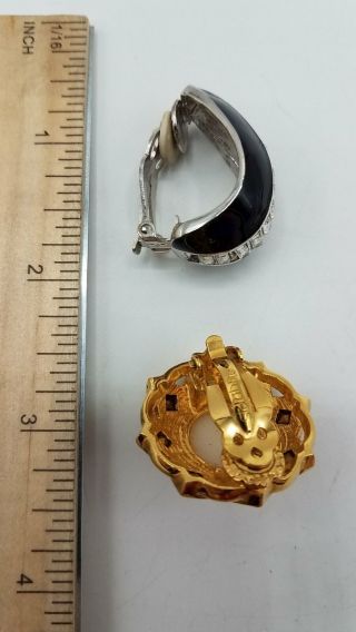 2 Pairs of Vintage St.  John Clip - on Earrings Goldtone Silvertone LB952 2