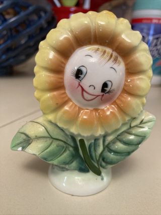PY Japan Anthropomorphic Yellow Sun Flower Face Salt & Pepper Shakers Vintage 3