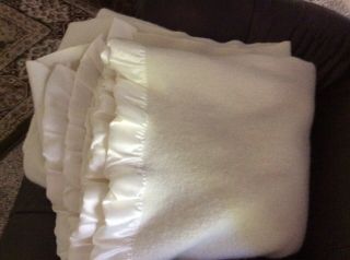 VTG Faribault Woolen Mills 100 Pure Virgin Wool Blanket Satin Trim Ivory 2