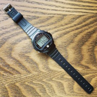 RARE Vintage 1989 Casio TS - 100 Digital Thermometer Watch,  Made in Japan Mod.  815 2
