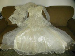 Vintage White Wedding Dress Veil Lace Satin Tulle Probably Size 10