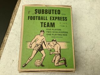 Vintage Subbuteo Table Football Express Team Set E.  300 Heavy Weight’s 1970’s